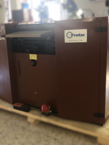 MAQ.DIVIDIR PIEL CAMOGA  C450