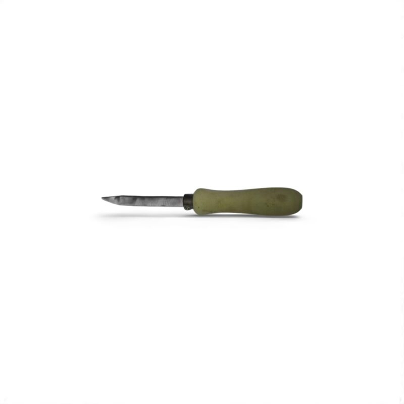 FLAT STAPLE PULLER