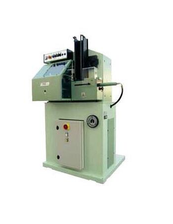MAQ.COMPRIMIR TACONES HIDRAULICA T120 CON CARGADOR